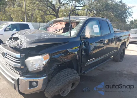 2017 Toyota Tundra Sr5 5.7L V8 z USA, uszkodzony, nr VIN 5TFUW5F17HX603818